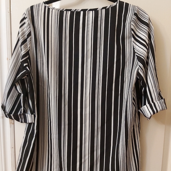 BCBGMaxAzria Shirt - Picture 4 of 5